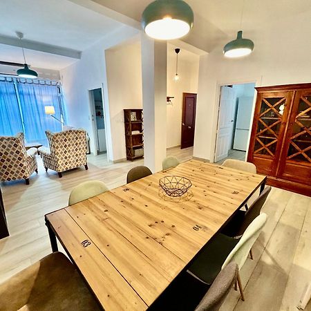 Acogedor Apt 8Pax 4Bdr 2Bth- Cozyhomesevilla2 Dış mekan fotoğraf
