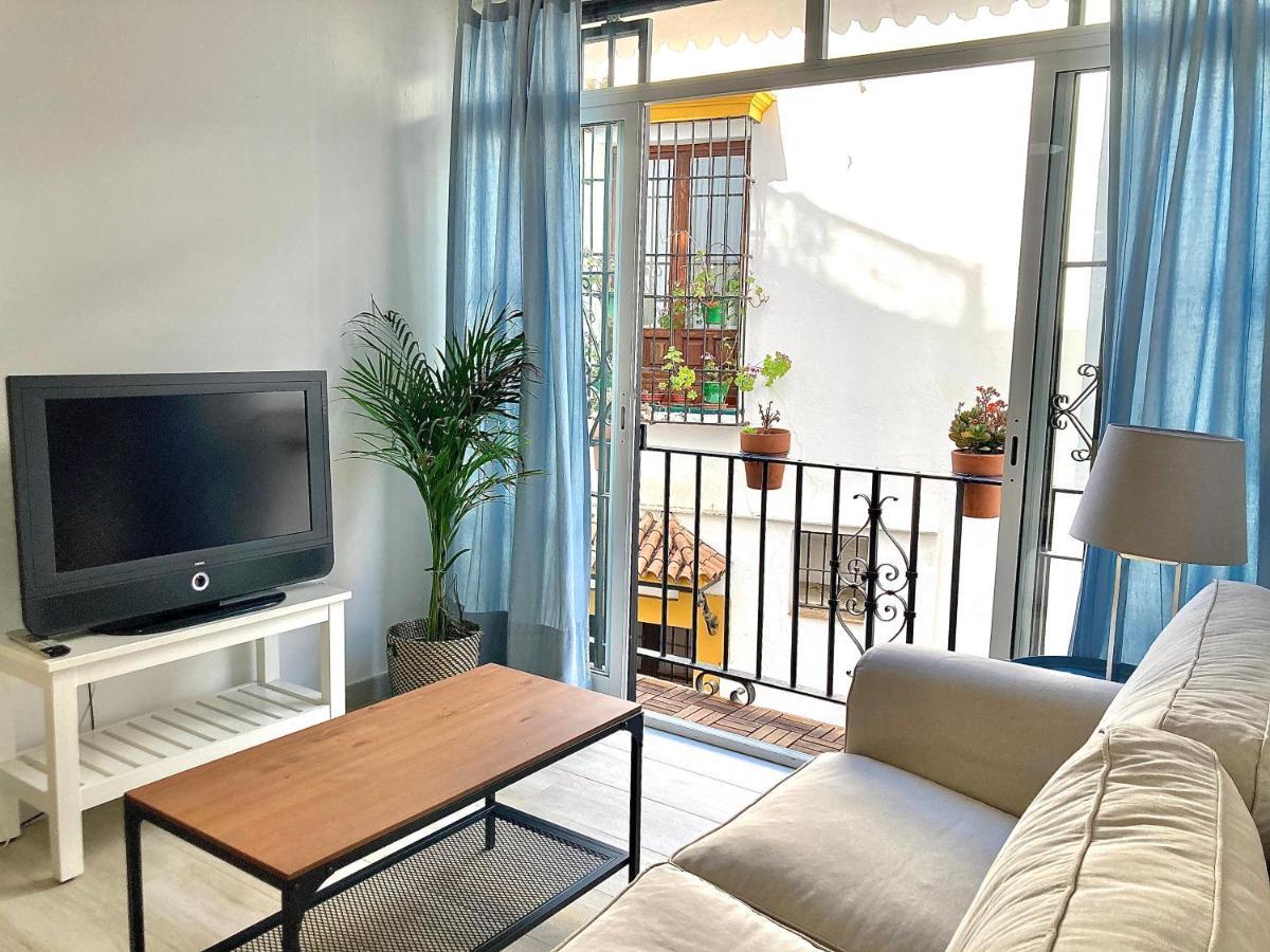 Acogedor Apt 8Pax 4Bdr 2Bth- Cozyhomesevilla2 Dış mekan fotoğraf