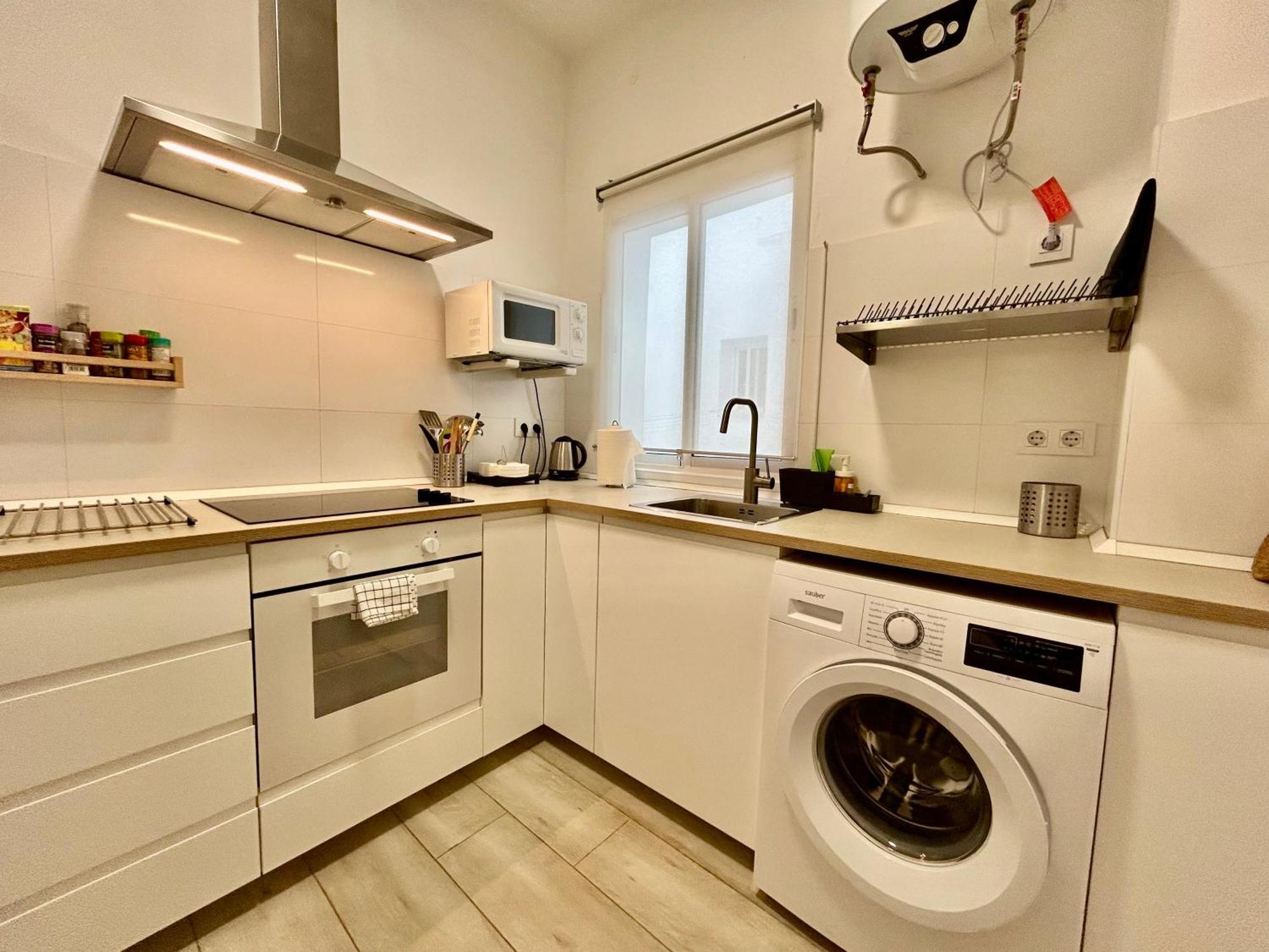 Acogedor Apt 8Pax 4Bdr 2Bth- Cozyhomesevilla2 Dış mekan fotoğraf