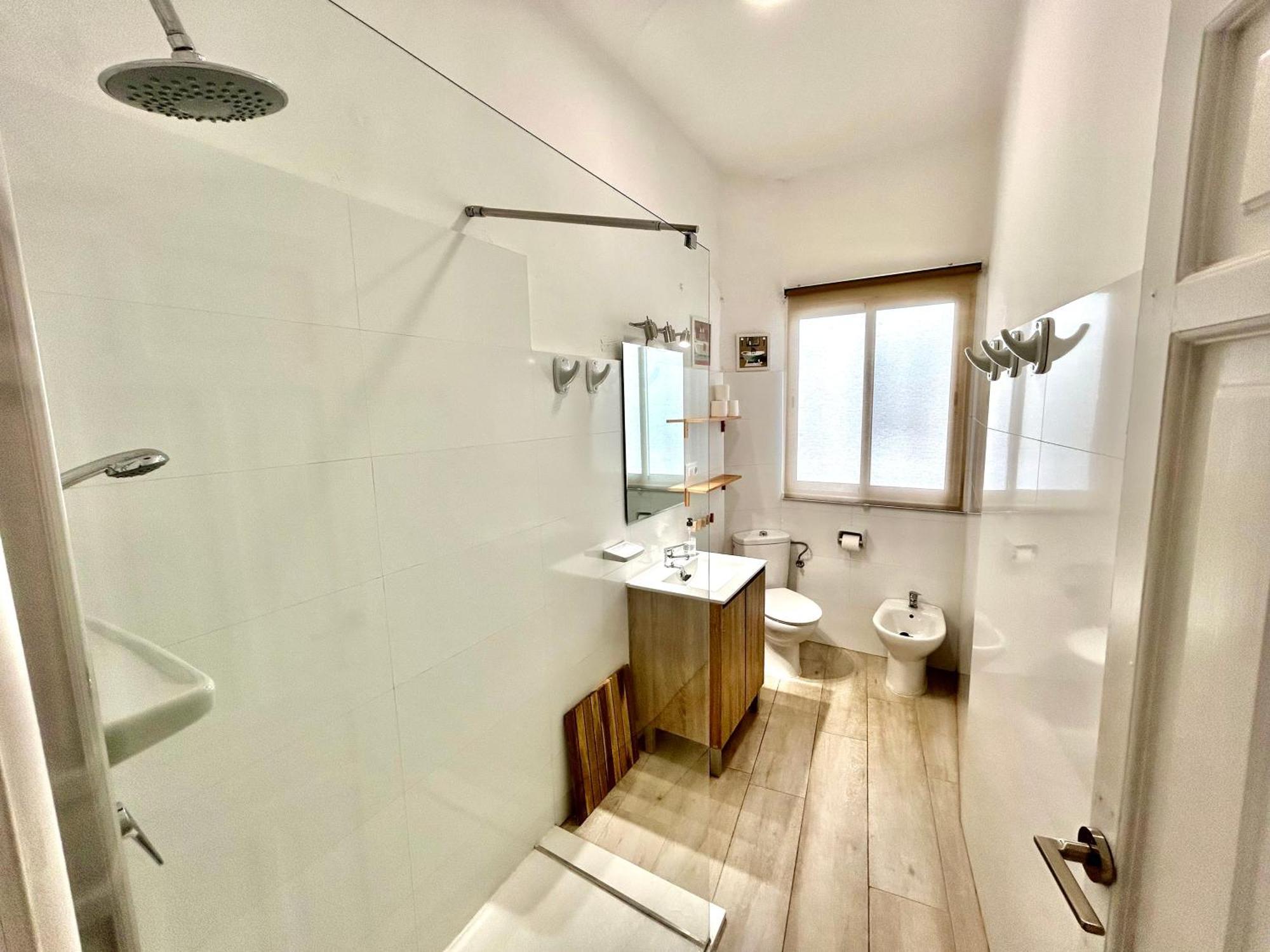 Acogedor Apt 8Pax 4Bdr 2Bth- Cozyhomesevilla2 Dış mekan fotoğraf