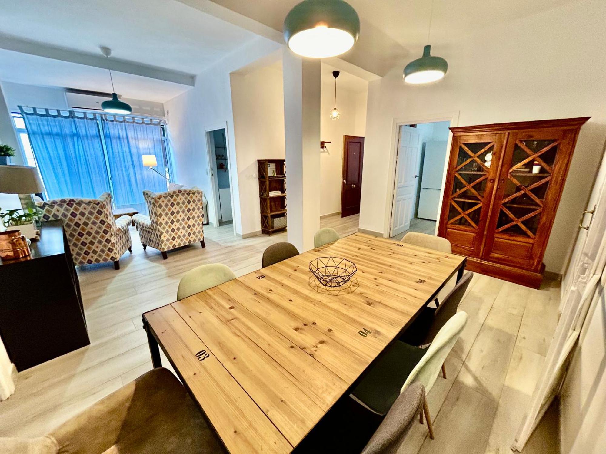 Acogedor Apt 8Pax 4Bdr 2Bth- Cozyhomesevilla2 Dış mekan fotoğraf