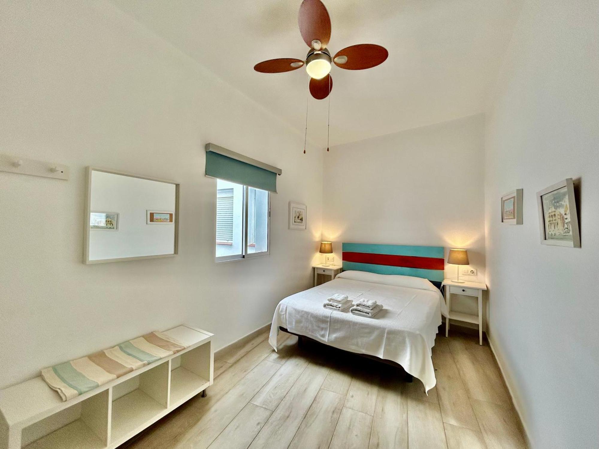 Acogedor Apt 8Pax 4Bdr 2Bth- Cozyhomesevilla2 Dış mekan fotoğraf