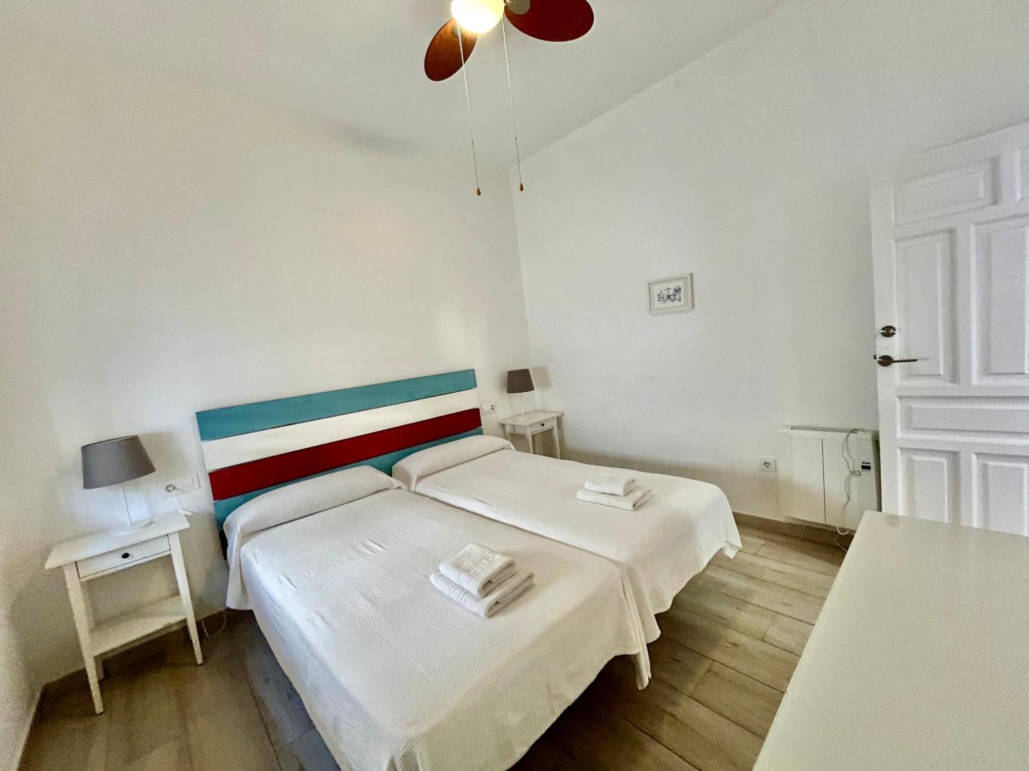Acogedor Apt 8Pax 4Bdr 2Bth- Cozyhomesevilla2 Dış mekan fotoğraf